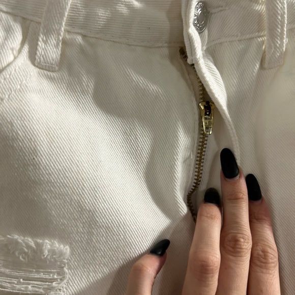 NWOT White Denim Skirt - Picture 3 of 4